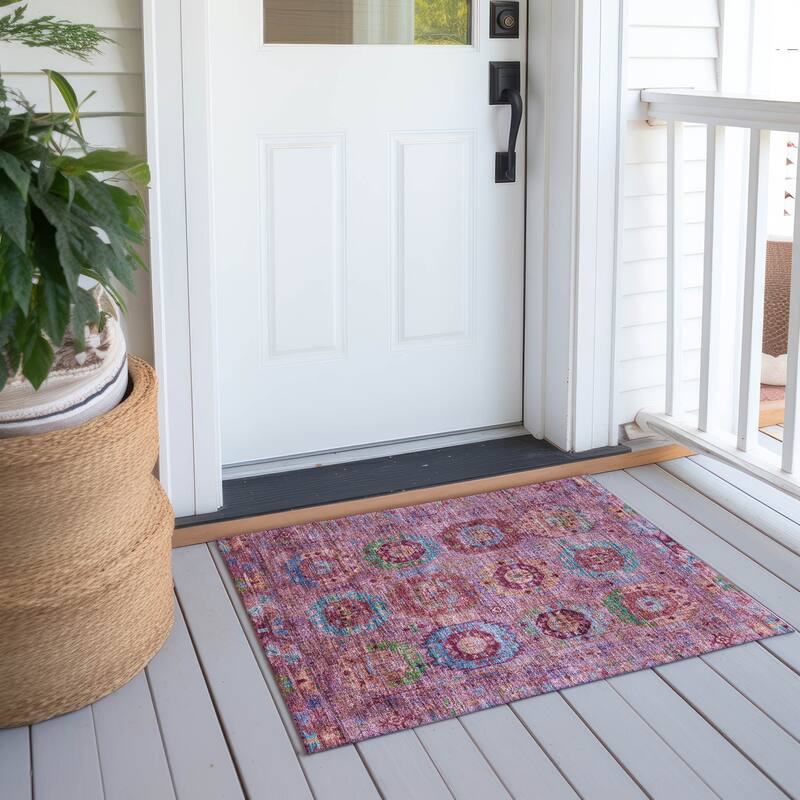 Machine Washable Indoor/ Outdoor Boho Vintage Chantille Rug - Pink - 1'8" x 2'6"