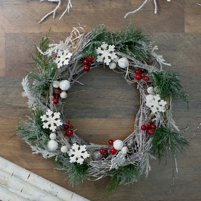 Snowflakes and Berries Winter Foliage Christmas Wreath - 13" - Unlit