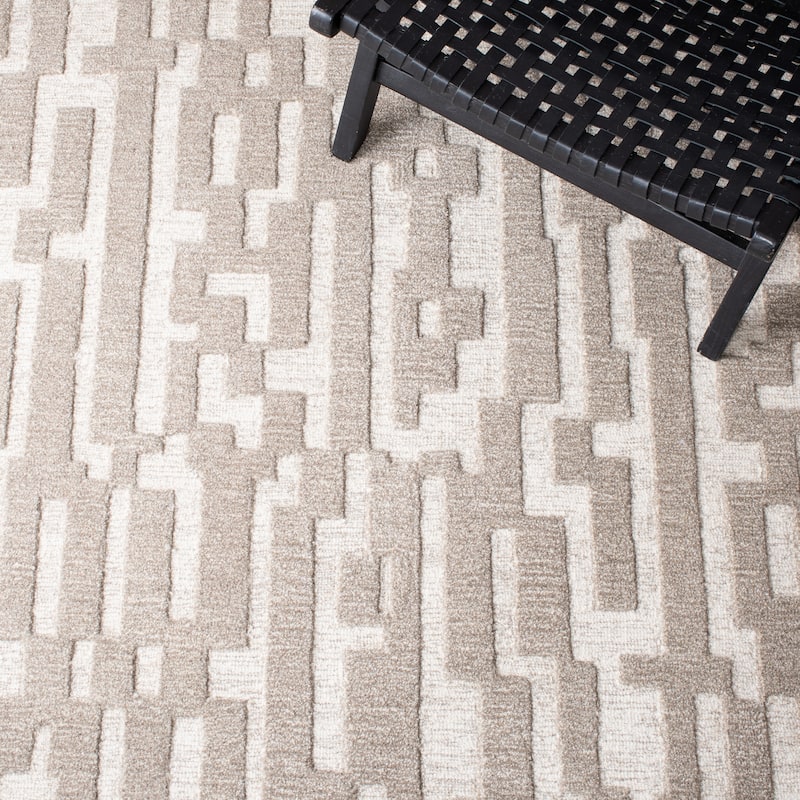 SAFAVIEH Handmade Cambridge Danie Modern Wool Rug