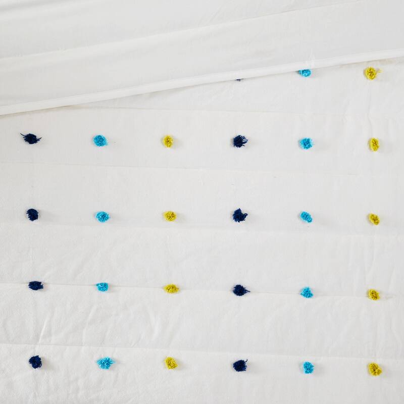 Intelligent Design Kids Ensley Pom Pom Cotton Jacquard Quilt Set with Throw Pillows