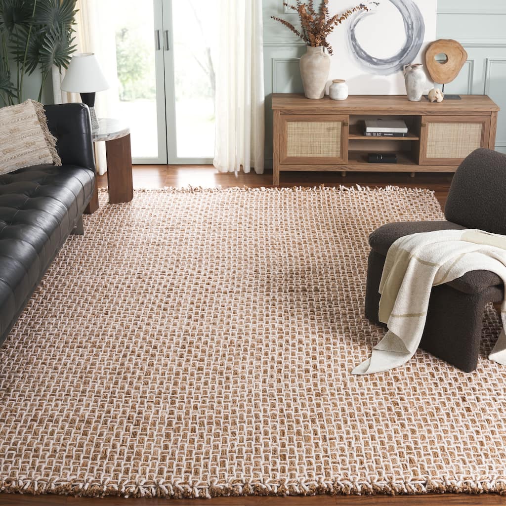 SAFAVIEH Handmade Natural Fiber Siena Farmhouse Fringe Jute Rug