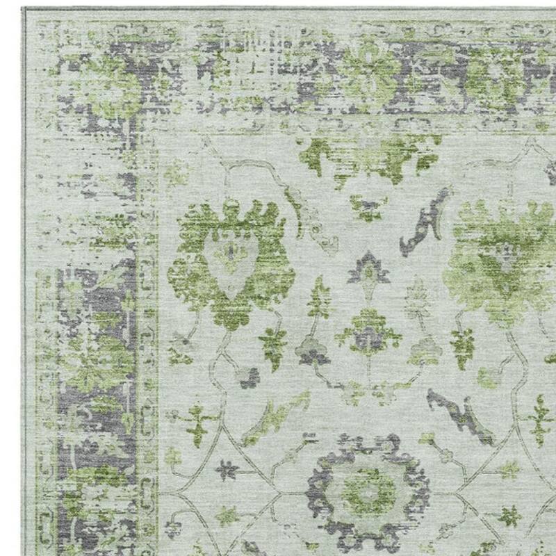HomeRoots Floral Traditional Rectangle Outdoor Rug
