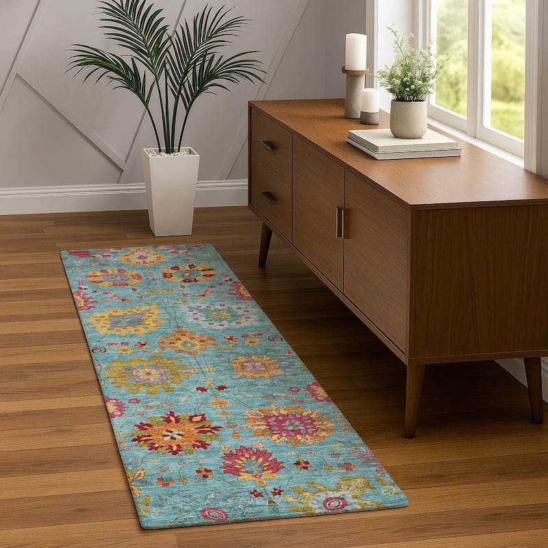 Machine Washable Indoor/ Outdoor Traditional Kashan Chantille Rug
