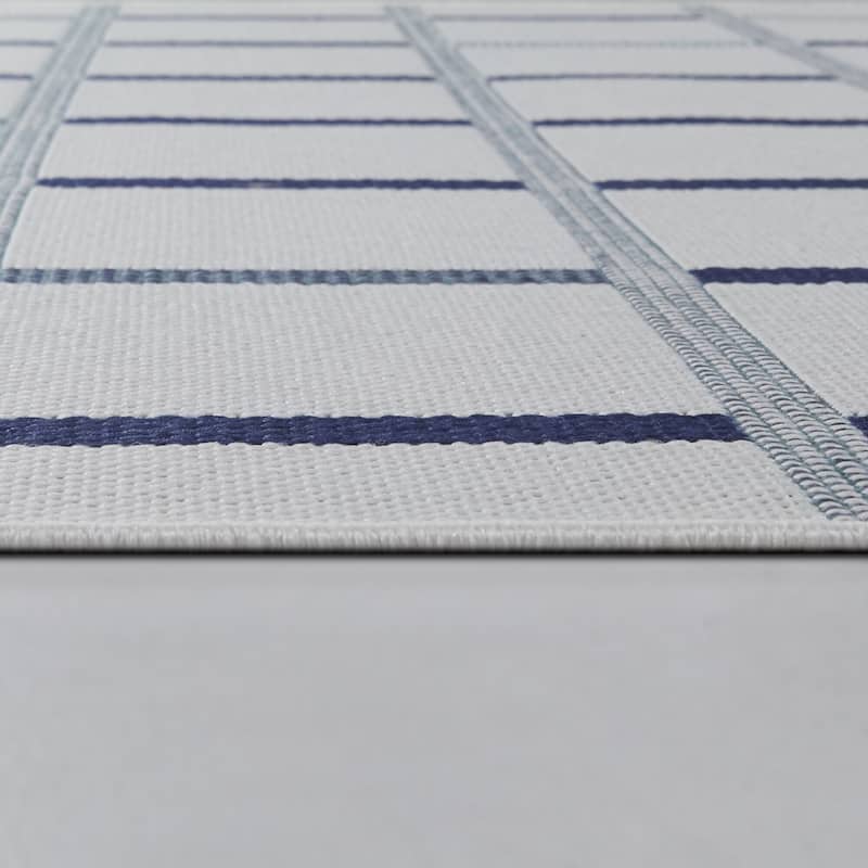 Kramer Modern Checkered Indoor/Outdoor Area Rug