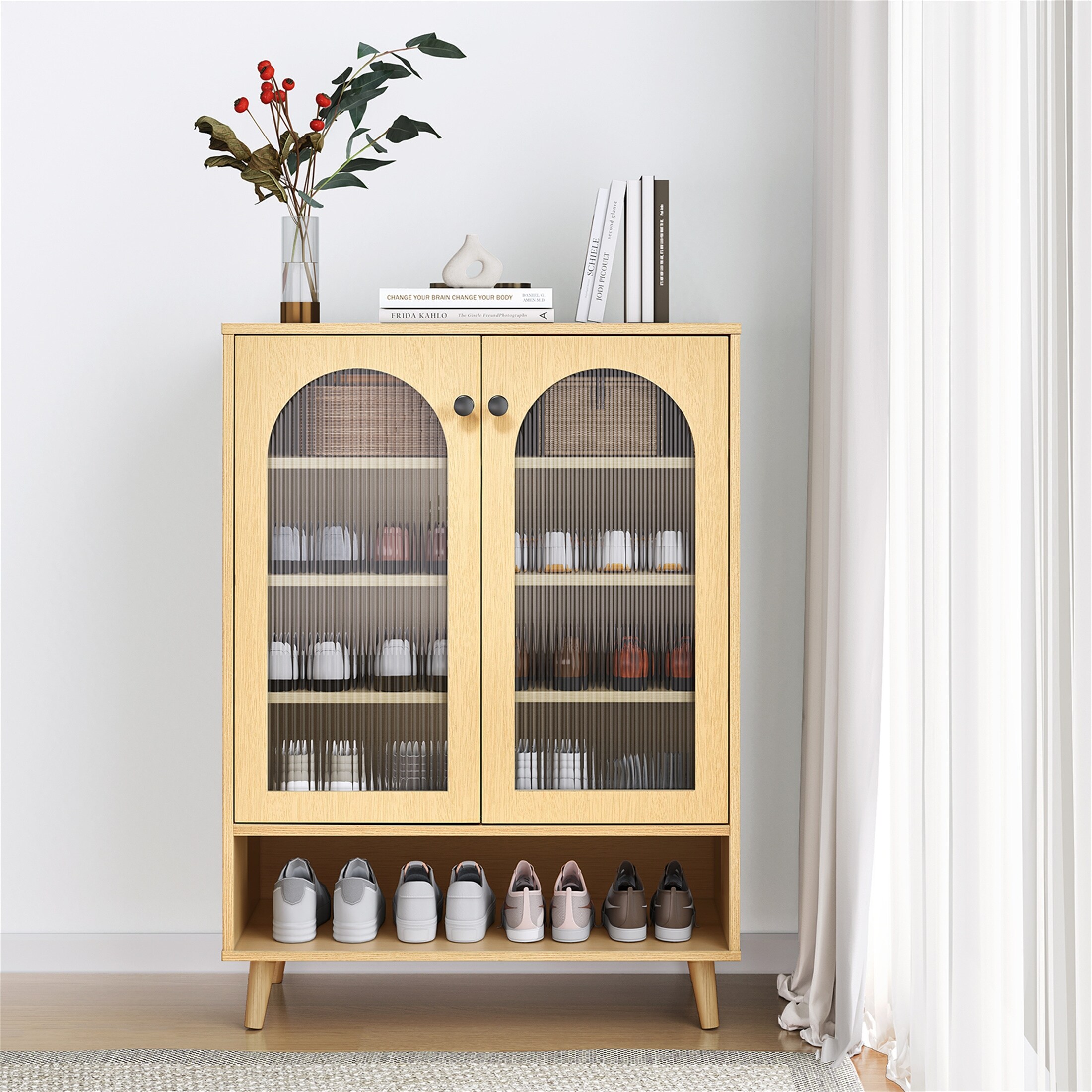Storage for discount plates and glasses