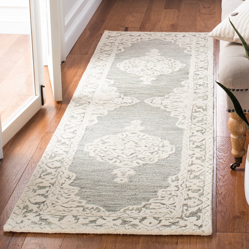 SAFAVIEH Handmade Micro-Loop Gerhild Medallion Wool Rug - 2'3" x 8' Runner - Grey/Ivory