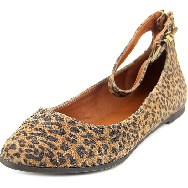 lucky brand tan flats