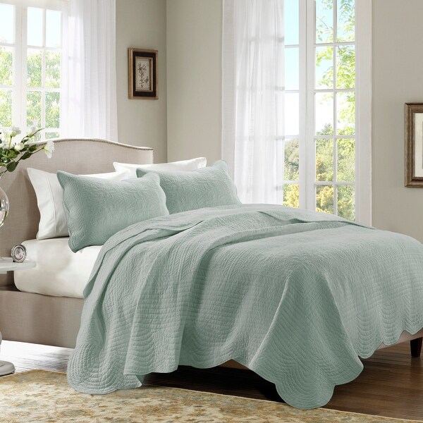 Madison Park Marino 3 Piece Reversible Scalloped Edge Quilt