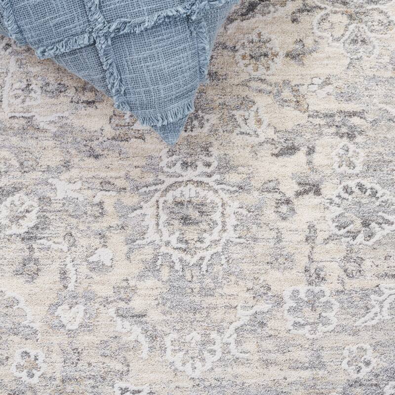 SAFAVIEH Finley Orjola Vintage Distressed Rug