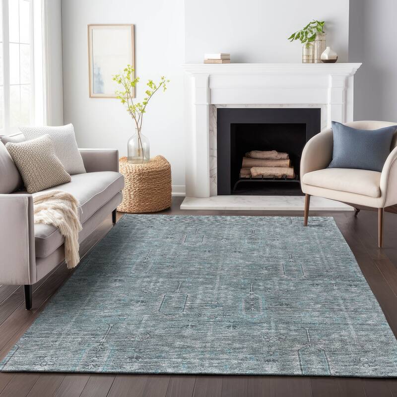 Machine Washable Indoor/ Outdoor Chantille Traditional Distressed Rug