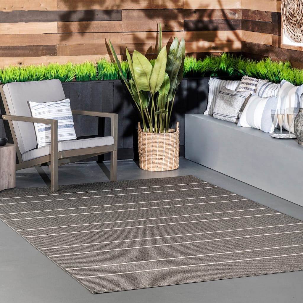 Nuloom Alaina Indoor/Outdoor Striped Area Rug