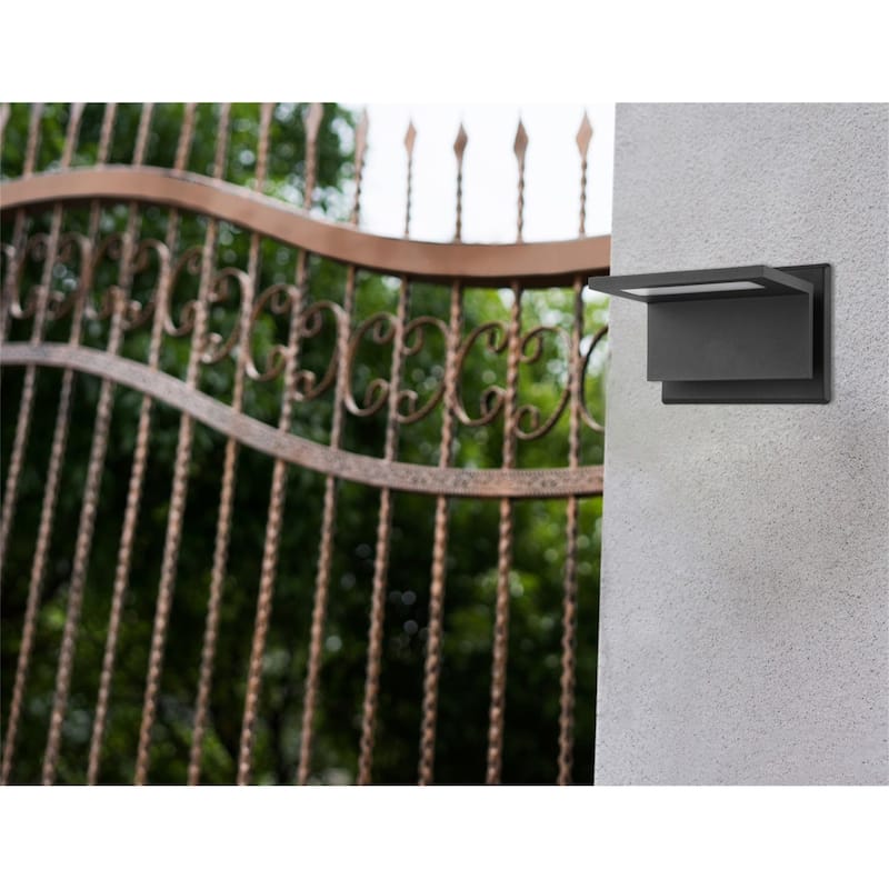 Modern LED Outdoor Wall Light