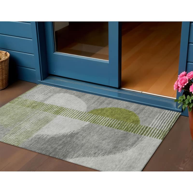 HomeRoots Geometric Transitional Rectangle Outdoor Rug - 3' x 5'