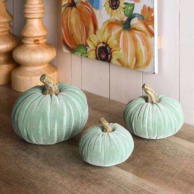 Glitzhome Set of 3 Mint Green Velvet/Resin Art Pumpkins