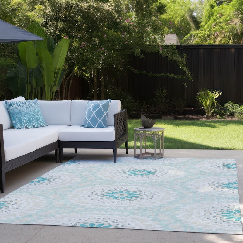 Machine Washable Indoor/ Outdoor Chantille Boho Global Rug