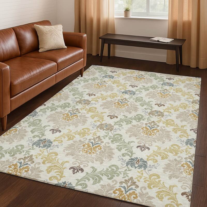 Machine Washable Indoor/ Outdoor Damask Patna Chantille Rug