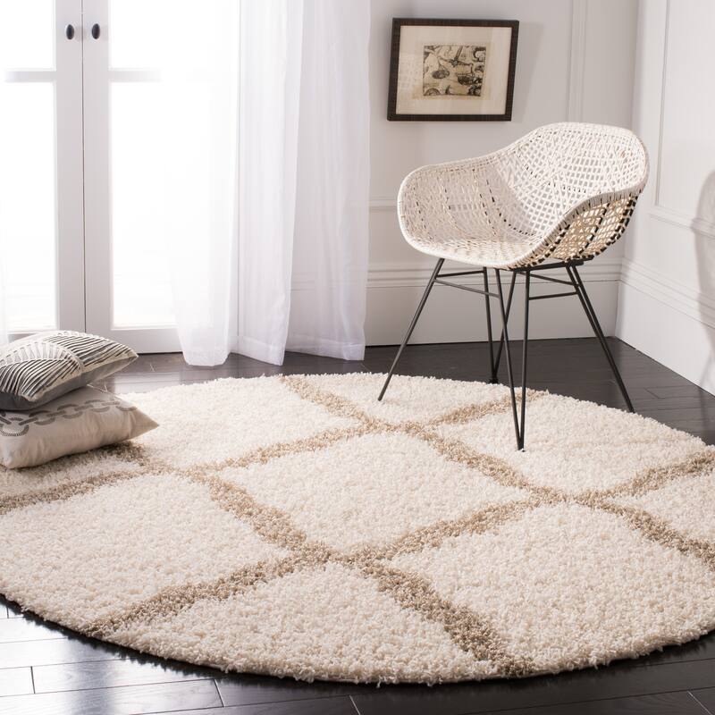 SAFAVIEH Dallas Shag Hacer Trellis 1.5-inch Thick Rug - 6' x 6' - Ivory/Beige - Runner/Round