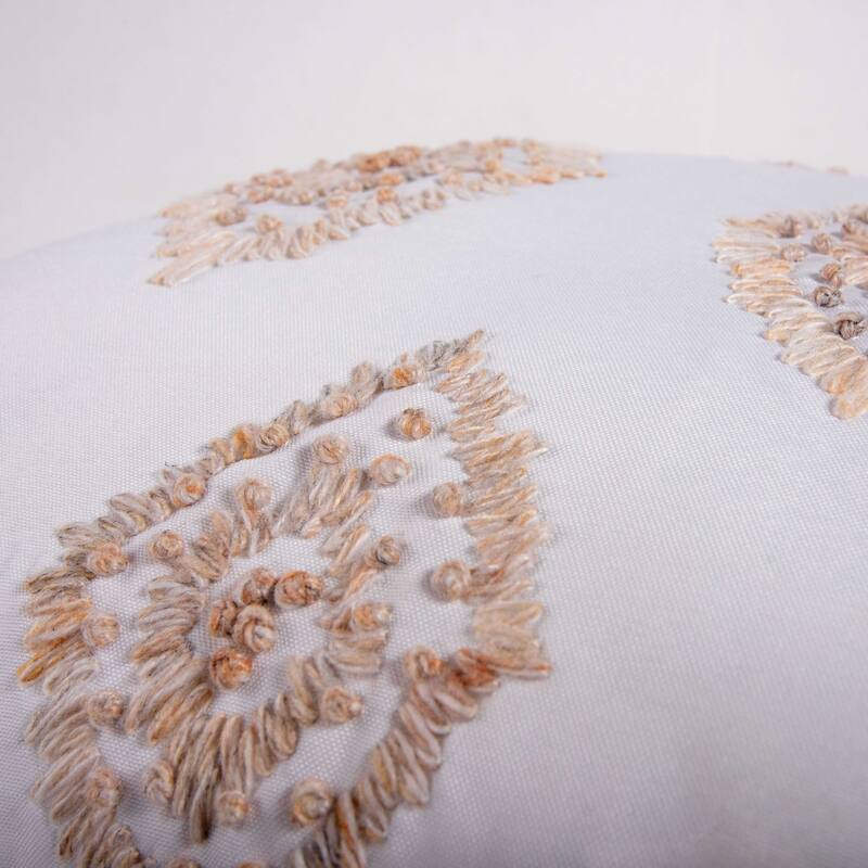 Rizzy Home Modern Medallion Throw Pillow