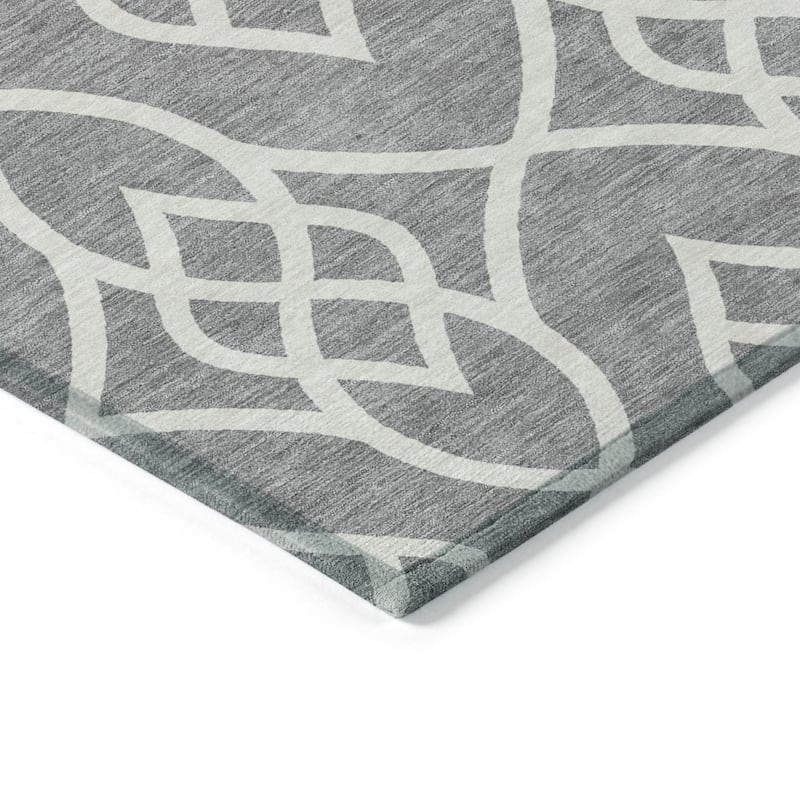 Machine Washable Indoor/ Outdoor Chantille Modern Trellis Rug