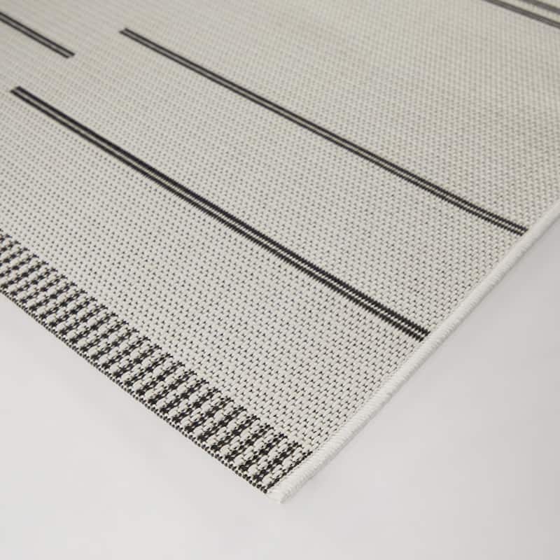 Xavier Modern Striped Indoor/Outdoor Area Rug