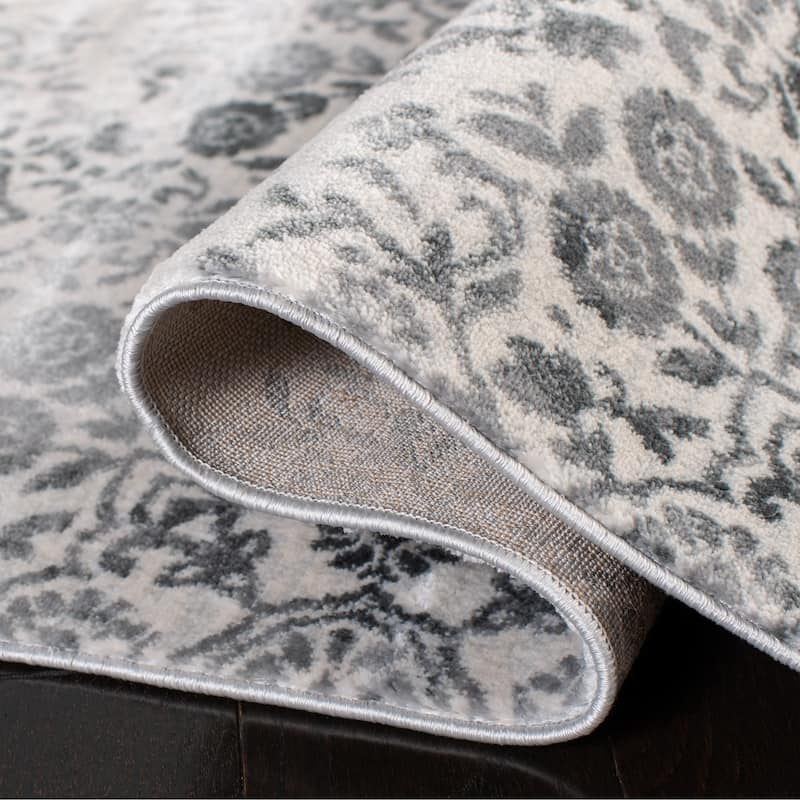 SAFAVIEH Isabella Eriona Traditional Rug - 6'7" Square - Charcoal/Ivory - Square
