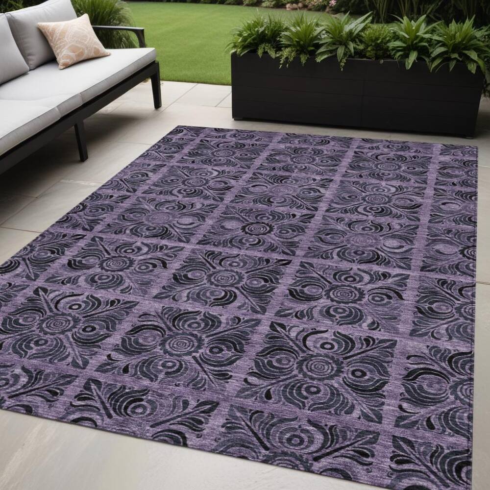 HomeRoots Medallion Transitional Rectangle Outdoor Rug