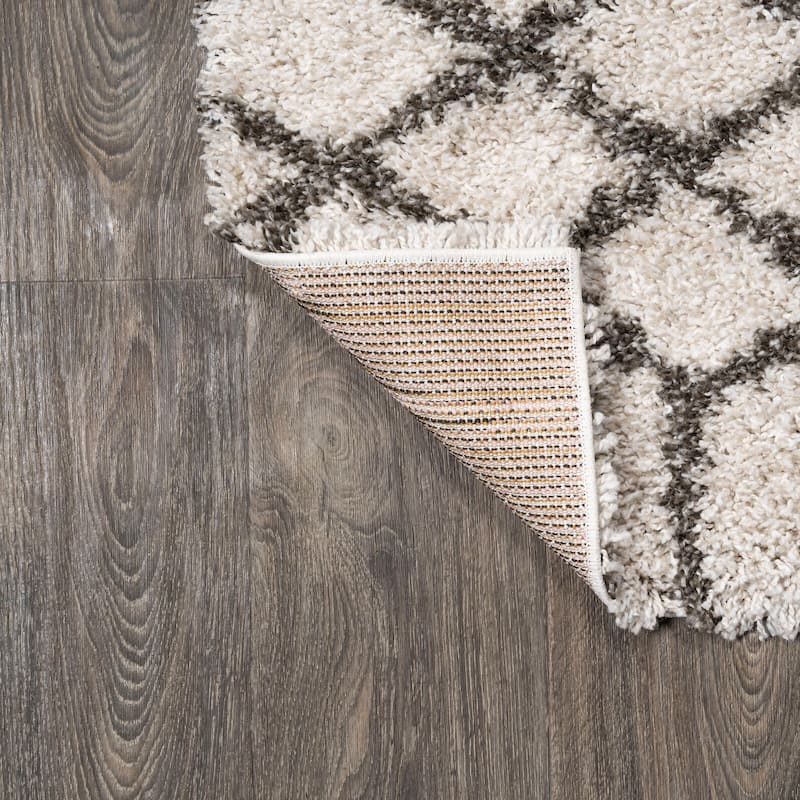 JONATHAN Y Tela Moroccan Diamond Shag Area Rug