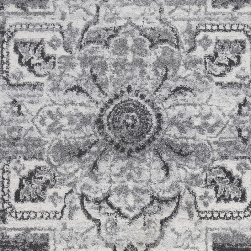 Alvia Yana Medallion Area Rug
