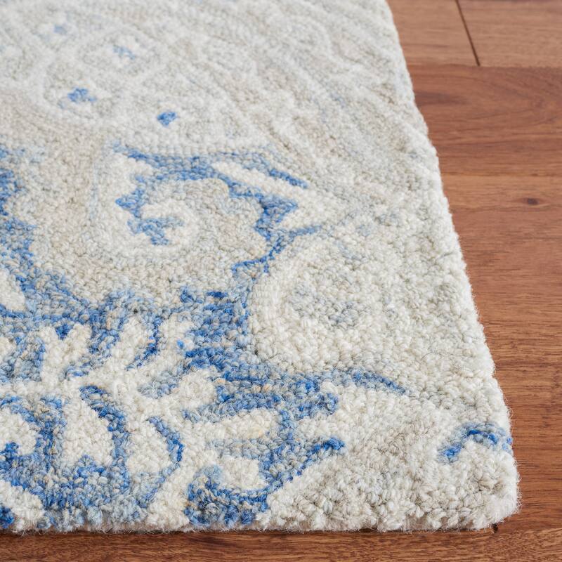 SAFAVIEH Handmade Micro-Loop Doinita Modern Wool Rug