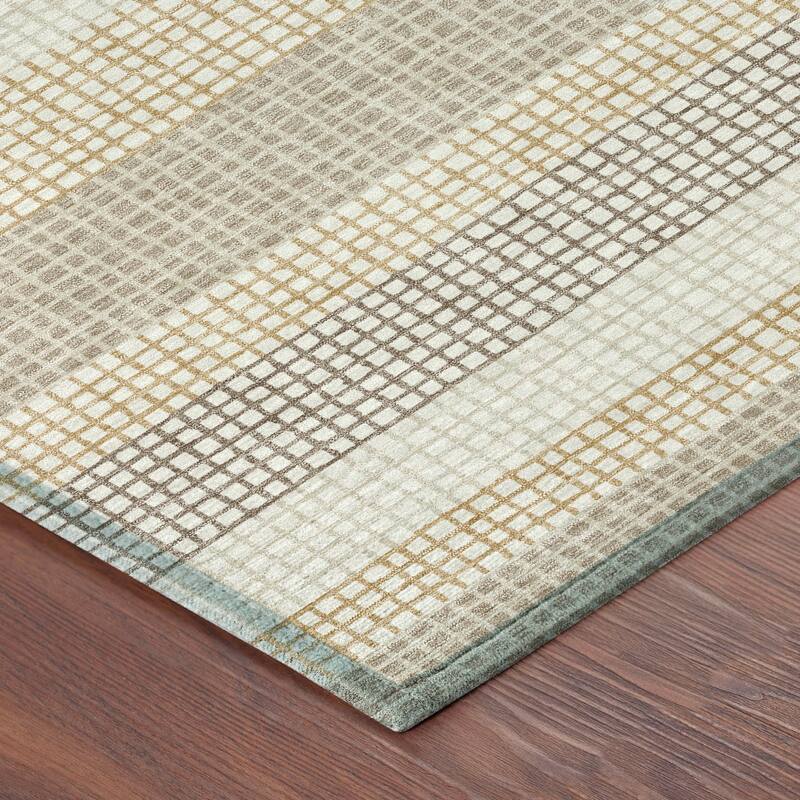 Machine Washable Indoor/ Outdoor Cabana Stripe Chantille Rug