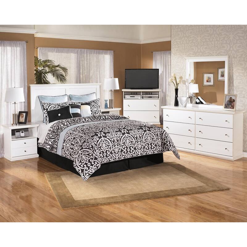 Signature Designs by Ashley Bostwick Shoals Dresser