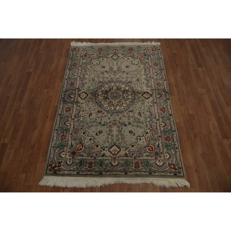 Hand Knotted Oriental 100% Wool Carpet Traditional Floral Greys & Charcoal Tabriz Area Rug - 6' 1'' X 4' 1''