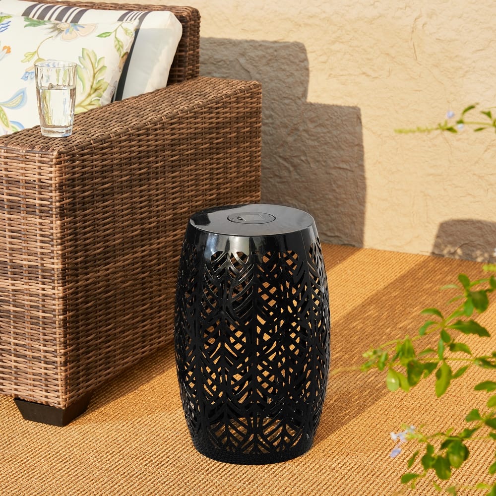 Glitzhome 18"H Outdoor Metal Side Table Garden Stool with Solar Lights