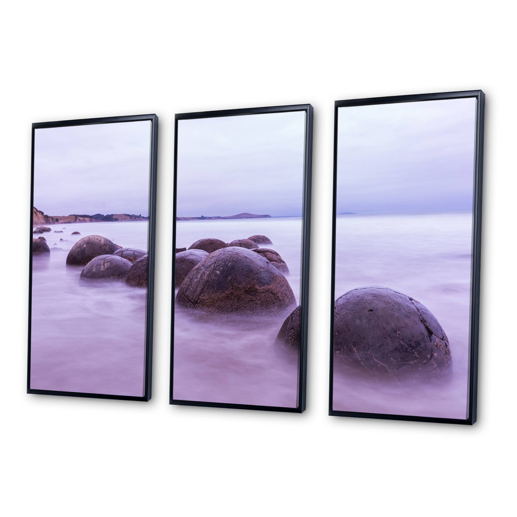 Designart "Moeraki Boulders New Zealand" Beaches Framed Wall Art Set of
