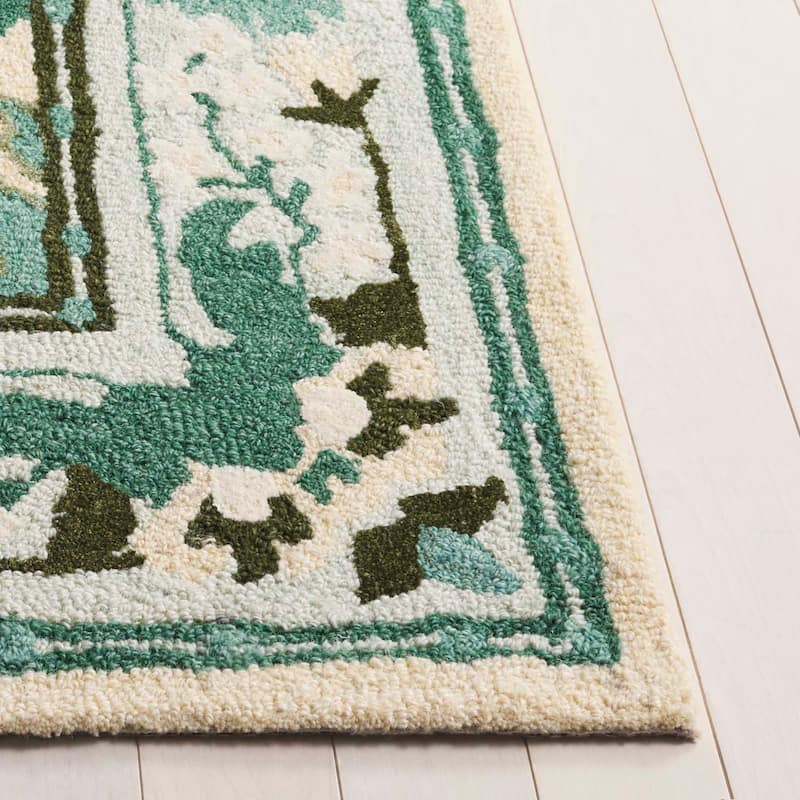 SAFAVIEH Handmade Earthly Treasure Kara Traditional Oriental Wool Rug