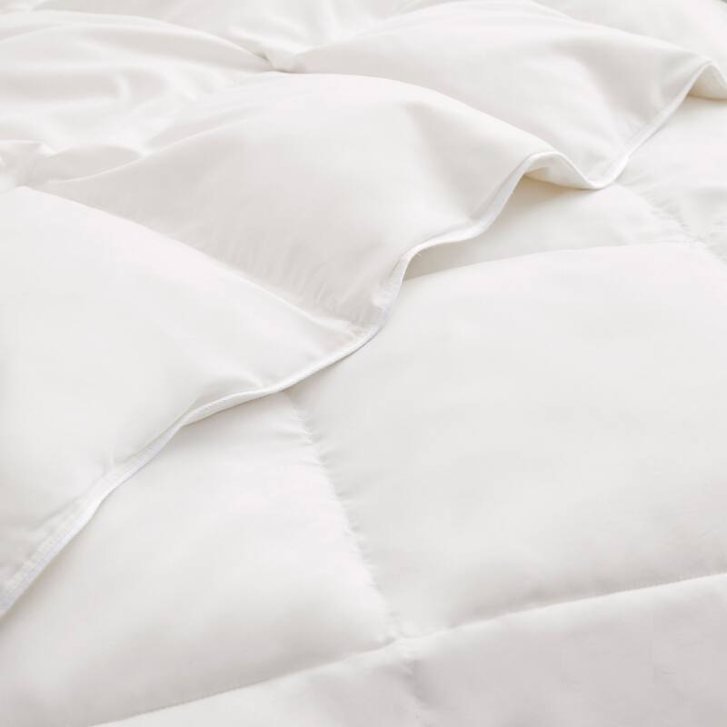 Lightweight Microfiber White Goose Down and Feather Fiber Comforter