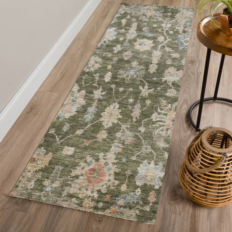 Machine Washable Indoor/ Outdoor Casual Traditional Chantille Rug