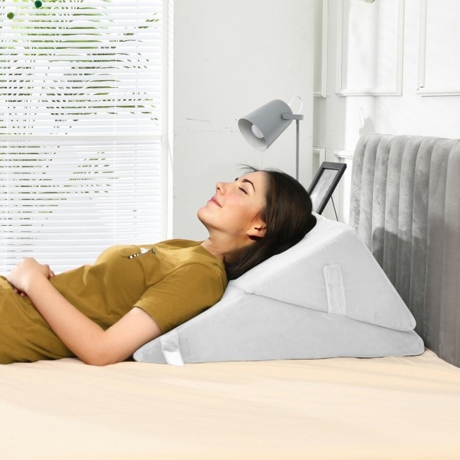 Headrest hooks bed hot sale bath and beyond