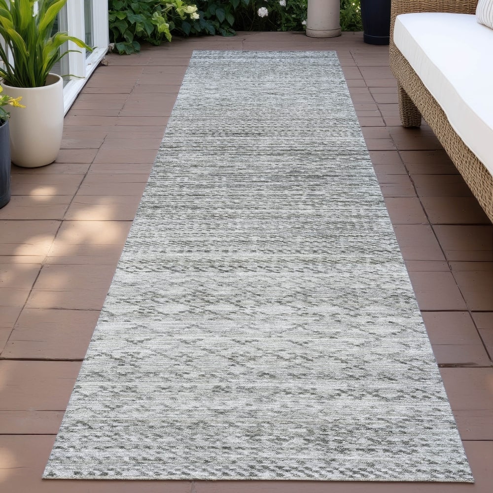 Machine Washable Indoor/Outdoor Modern Trellis Chantille Rug