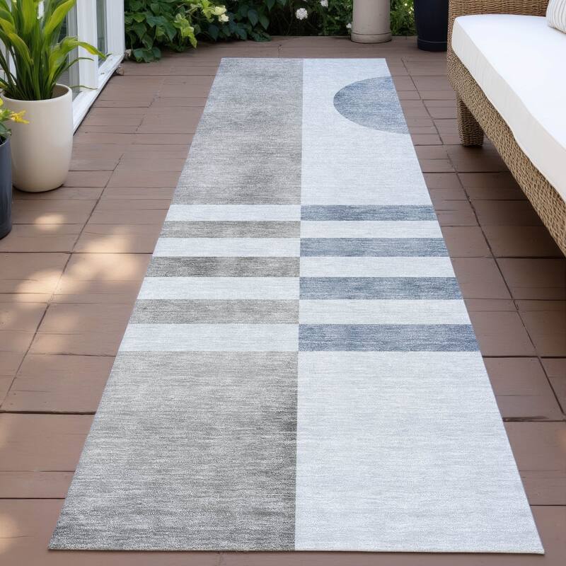 Machine Washable Indoor/Outdoor Modern Fusion Chantille Rug - Blue - 2'3" x 7'6"