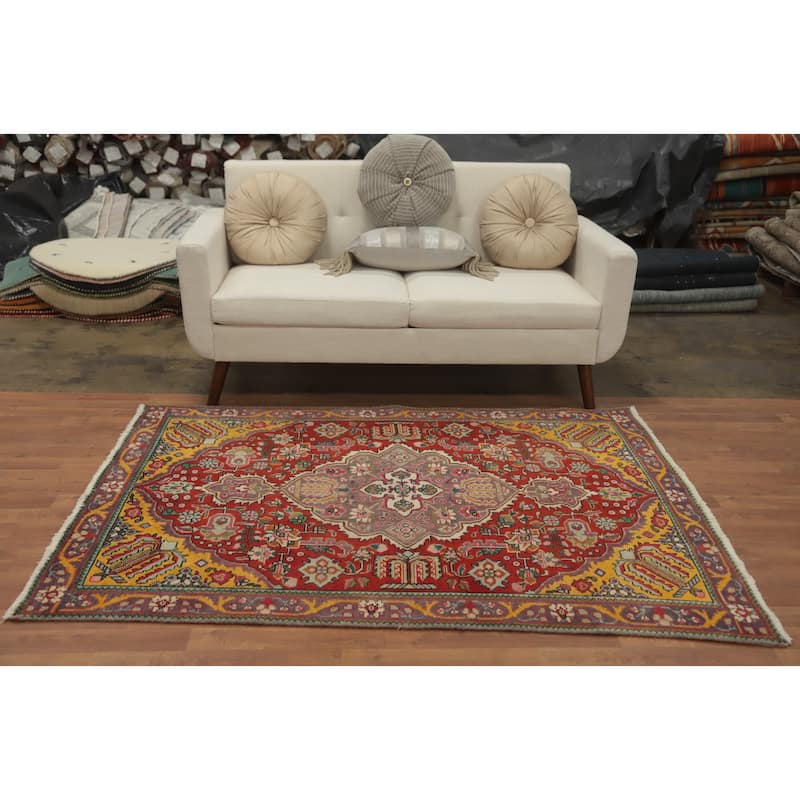 Hand Knotted Oriental 100% Wool Carpet Traditional Floral Red Tabriz Area Rug - 6' 1'' X 4' 5''