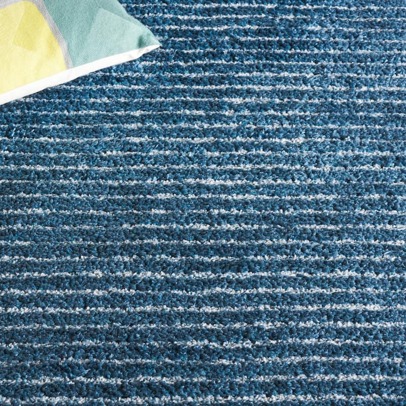 SAFAVIEH Penelope Fadhila Shag Striped Rug