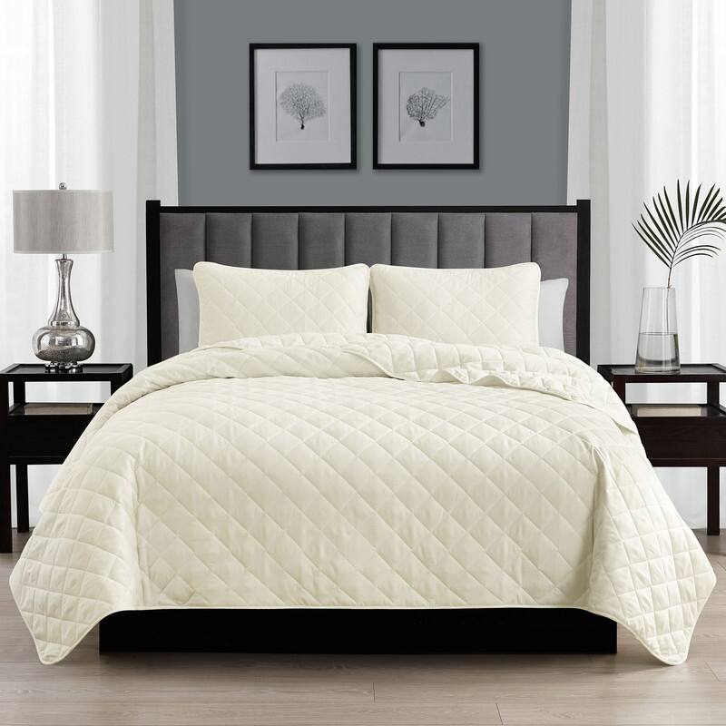 Modern Ultra Soft Microfiber Traditional Diamond Quilting Coverlet Quilt Set