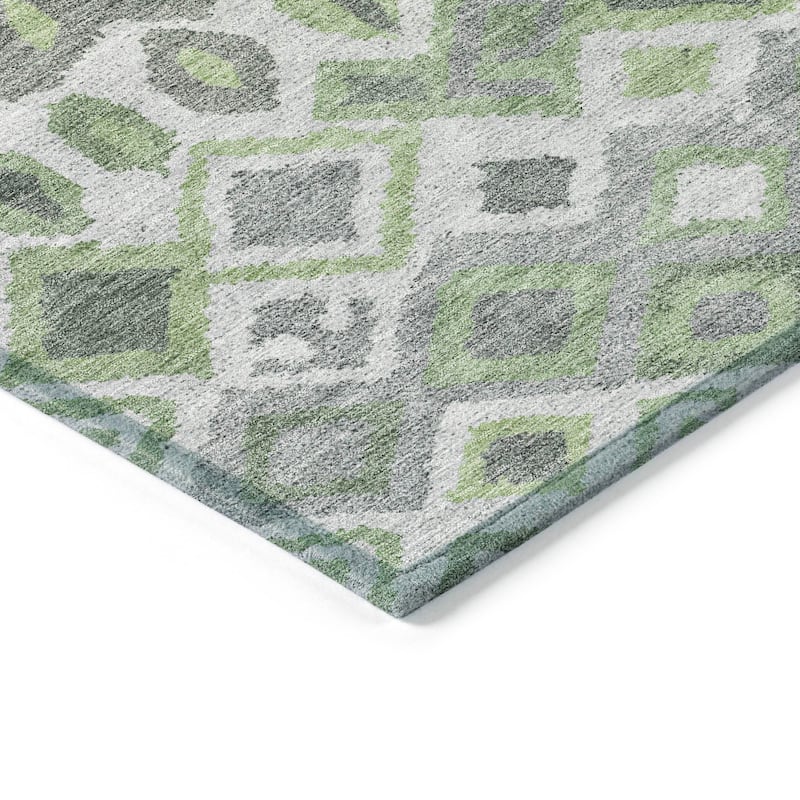 Machine Washable Indoor/ Outdoor Boho Moroccan Chantille Rug
