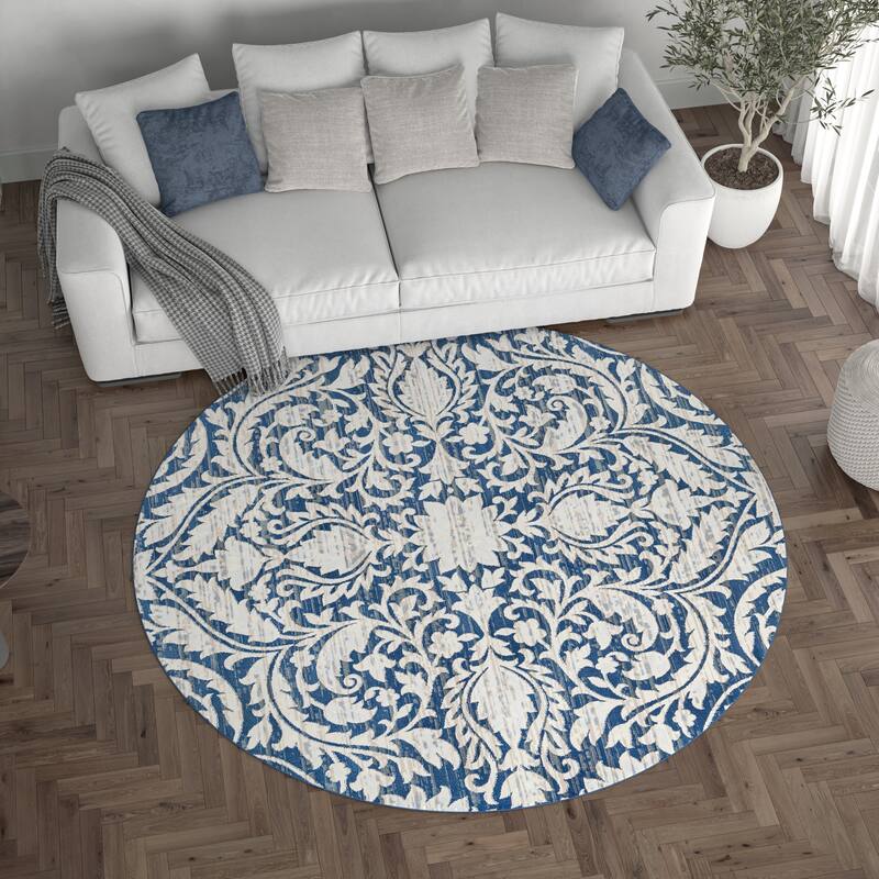 Carrington Farmhouse Floral & Botanical Indoor Area Rug