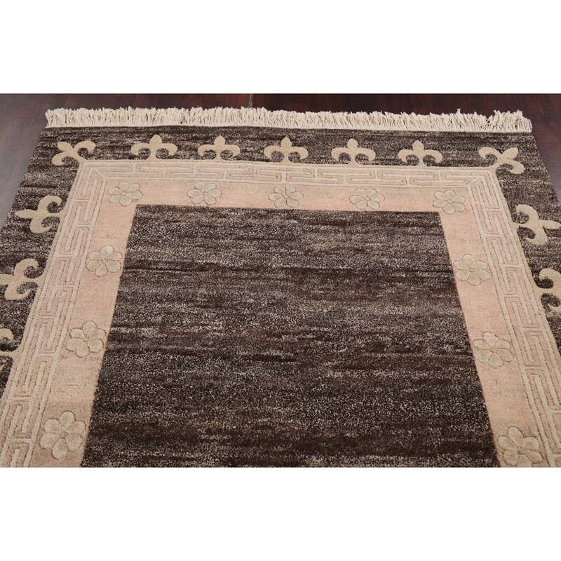 Geometric Vegetable Dye Nepalese Oriental Wool Area Rug Hand-knotted - 5'7" x 7'9"