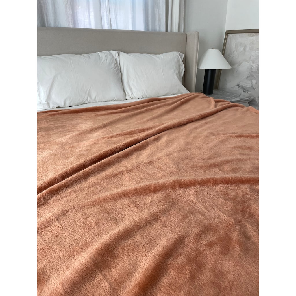 Laurel & Mayfair Softest Plush Blanket, Brown