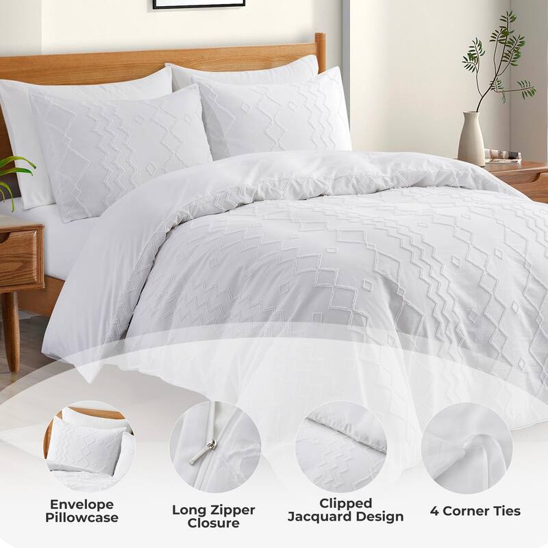 Clipped Jacquard Geometric Duvet Cover & Pillowcase Set - White/Diamond - Queen/Full