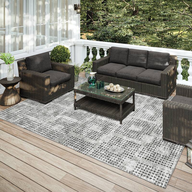 Indoor/ Outdoor Eleanor Modern Houndstooth Washable Rug