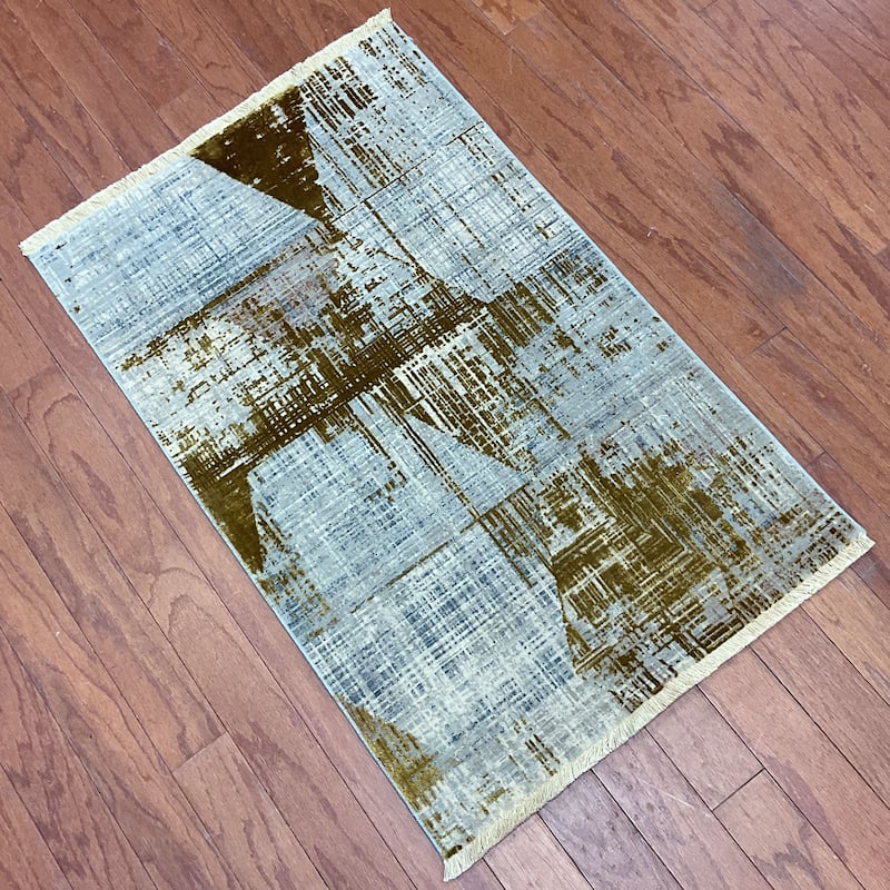 HERAT ORIENTAL Turkish Modern Erased Design Wool & Silk Rug - 2' x 2'11"
